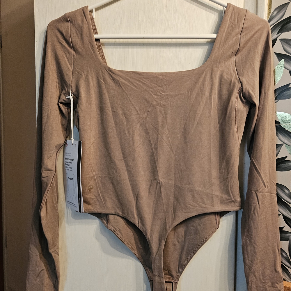 NWT Lululemon Tan Long Sleeve Bodysuit